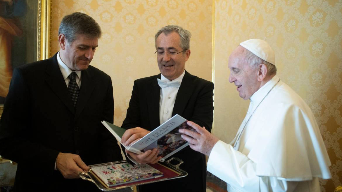 Ambassador presents Pope with our books